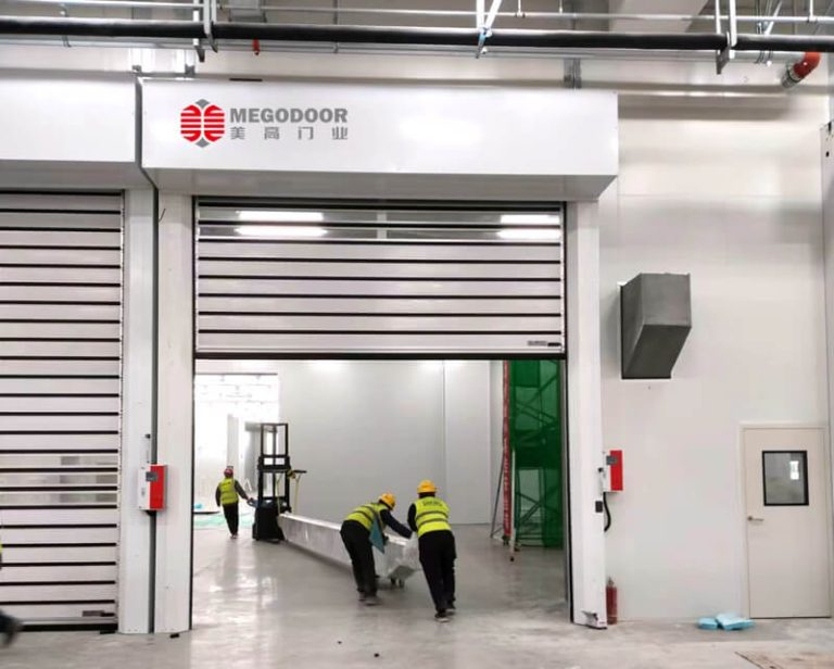 半导体工厂安装硬质快速门缩略图