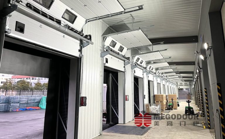 南京先声药业选用美高门业仓库提升门缩略图